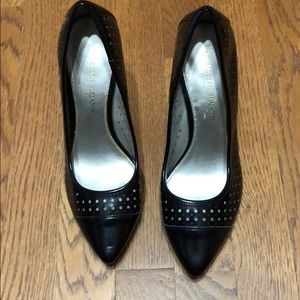 Christian Siriano black heels in good condition